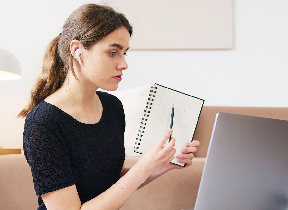 Complete My Online Course for Me: Expert Academic Help That Gets Results