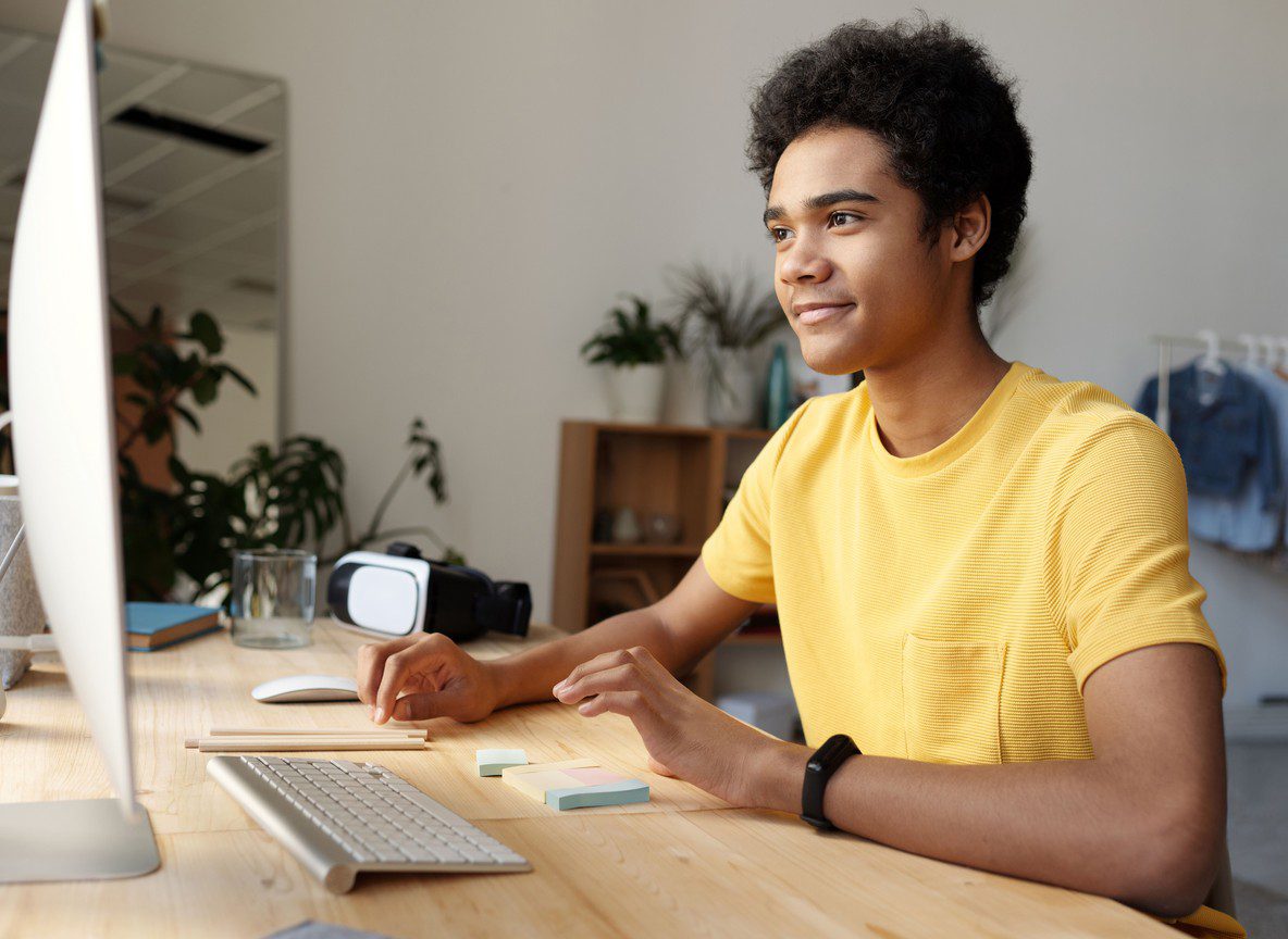 How Is Getting Professional Help To Take An Online Class Beneficial