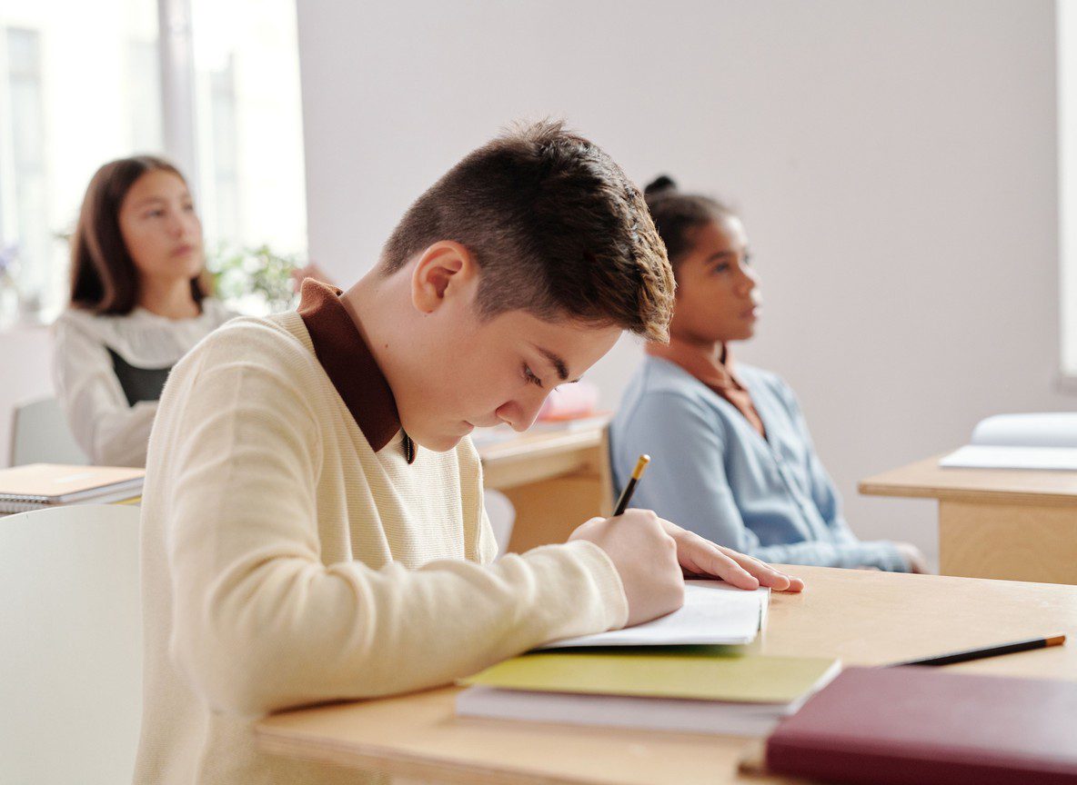 How to Do Assignment Work Effectively (And What to Do When You Are Stuck)
