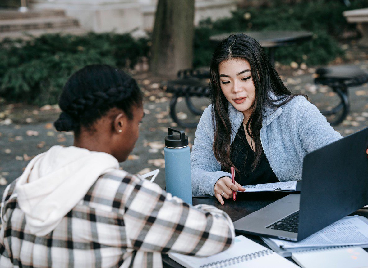 Online Discussions And Group Projects