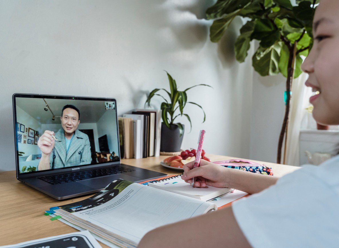 Is It Safe to Pay Someone to Take My Online Classes?
